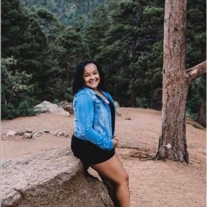 Meet your Posher, Mikayla